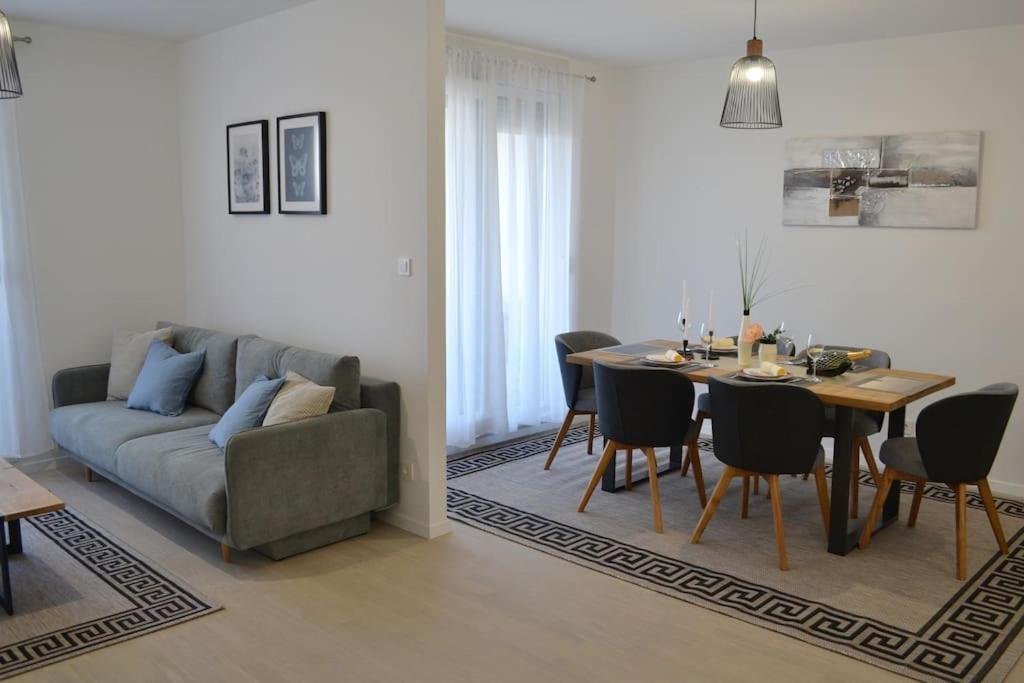 New Modern Apt Near Old Town - Private Parking 扎达尔 外观 照片