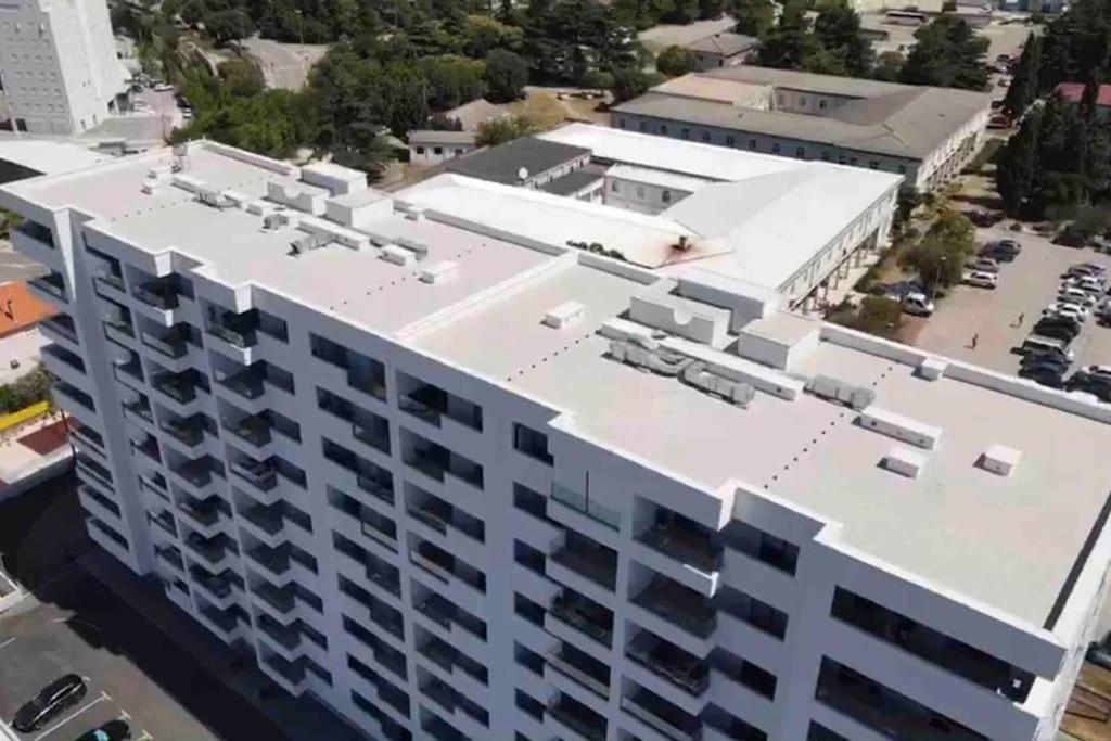 New Modern Apt Near Old Town - Private Parking 扎达尔 外观 照片