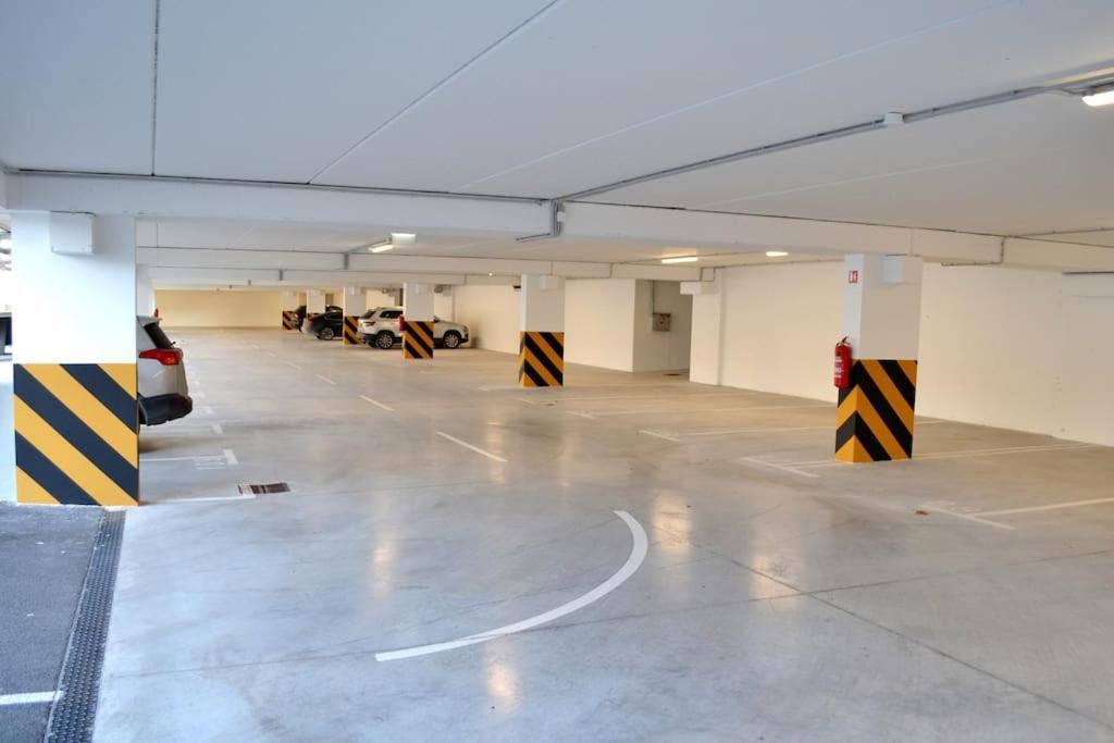 New Modern Apt Near Old Town - Private Parking 扎达尔 外观 照片