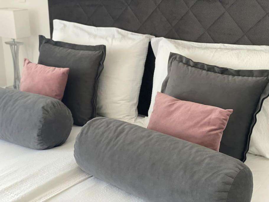 New Modern Apt Near Old Town - Private Parking 扎达尔 外观 照片