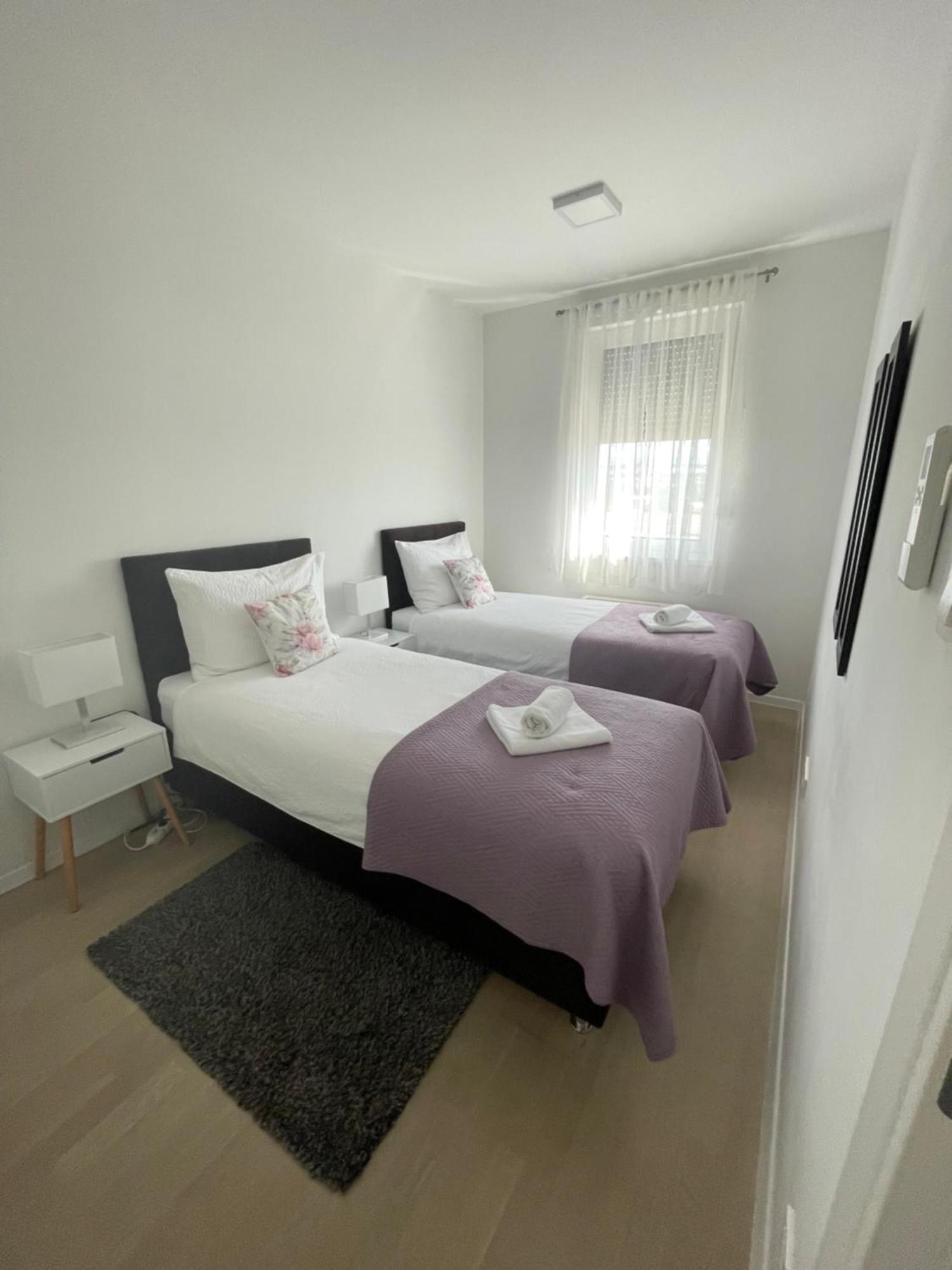 New Modern Apt Near Old Town - Private Parking 扎达尔 外观 照片